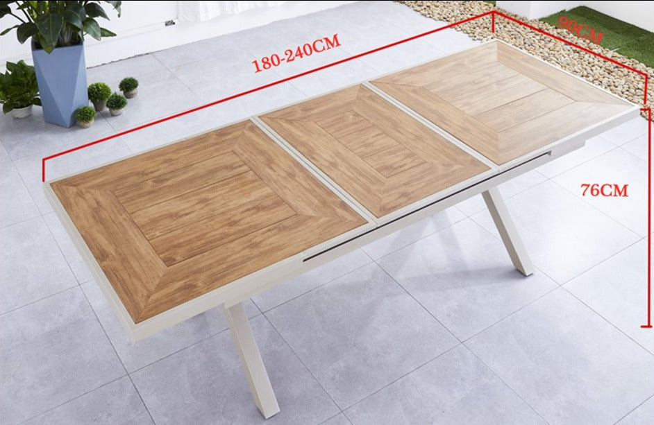 Charlotte Extendable Outdoor Table And Chair