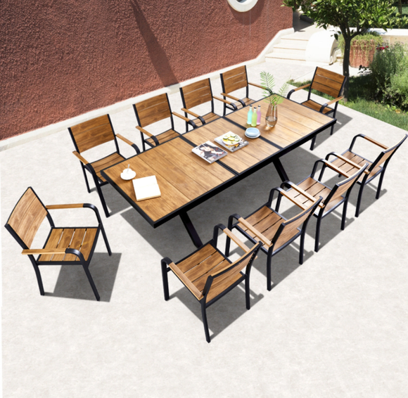 Charlotte Extendable Outdoor Table And Chair
