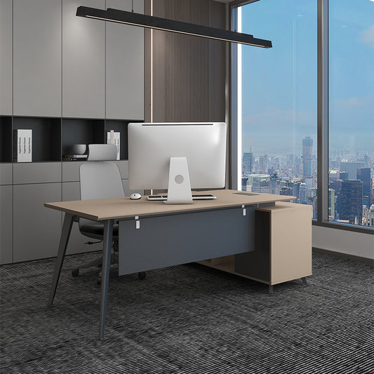Vantor Manager Desk