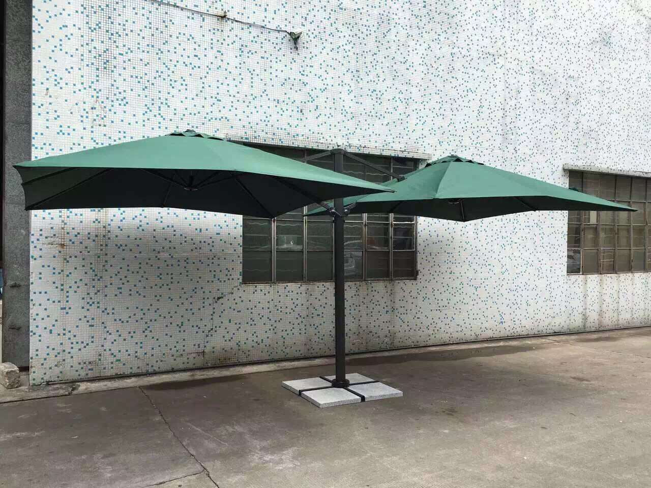 Barrett Double Head Parasol