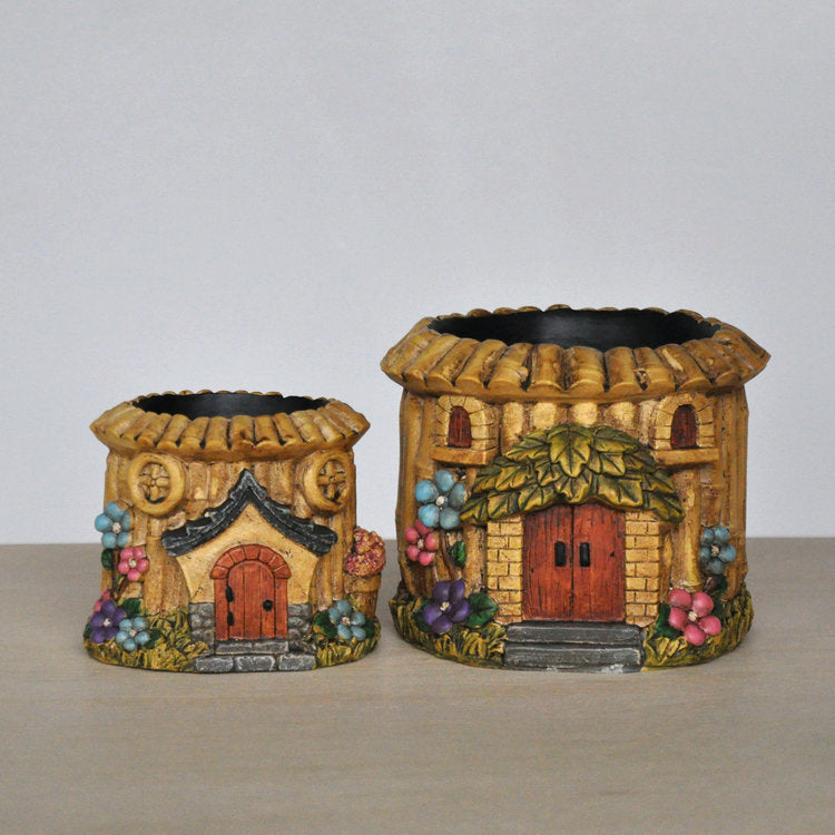 Vintage House Mini Pot