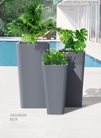 Emmett Creative Outdoor Flower Pot